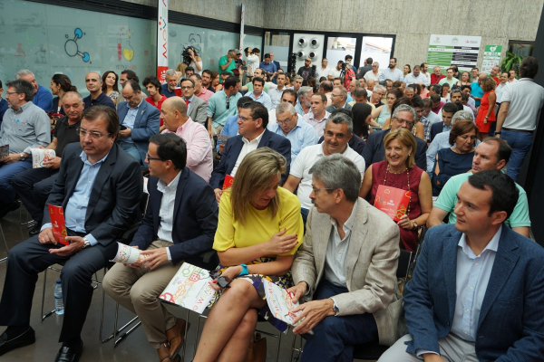 Imagen: Presentación de PLAN MOVEM. Plan de Movilidad de Vehículos Eléctricos en Municipios