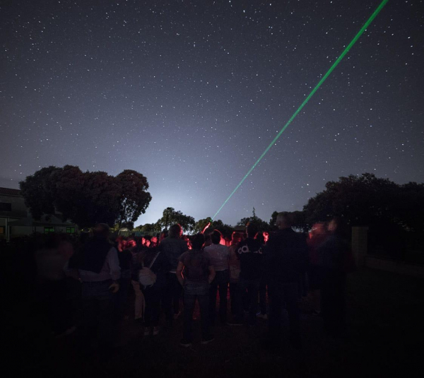 Imagen: Casi 130 personas disfrutaron de la “Primavera en la Cocosa. Arte y astronomía” 