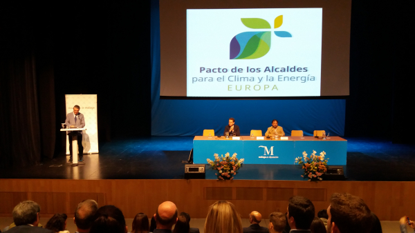 Imagen: Diputación de Badajoz ha participado en el Encuentro Nacional del Pacto de Alcaldes por el Clima y l...
