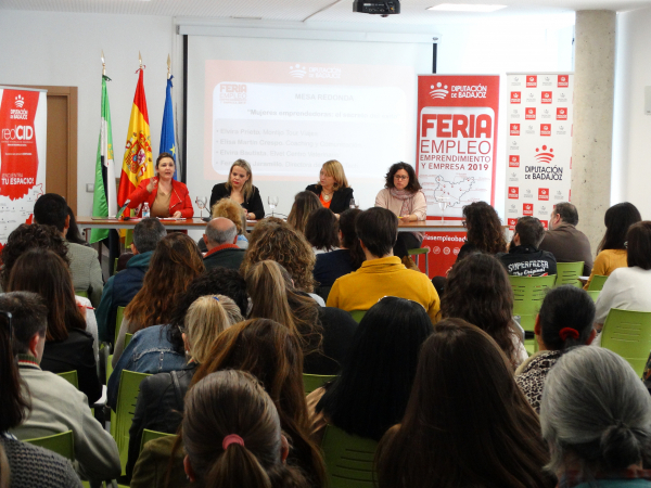 Imagen: Más de 1600 asistentes y 590 entrevistas de trabajo realizadas durante 2019 en las Ferias de Empleo,...