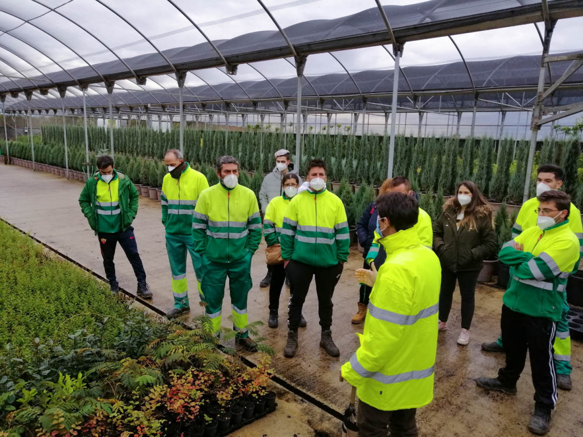 La Escuela Profesional `Campiña Sur II´ visita el Vivero Provincial de la Diputación de Badajoz