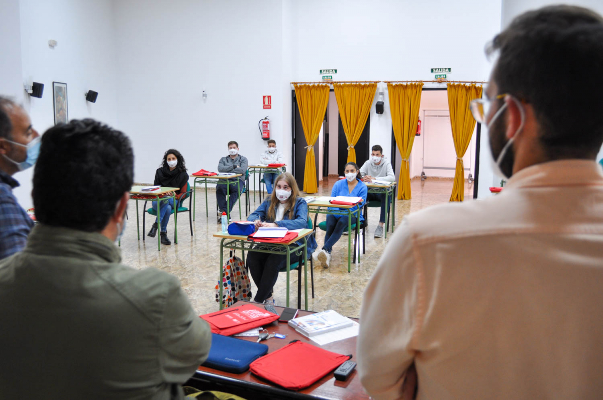 Diputación de Badajoz comienza un curso de Auxiliar de Veterinaria en Alconera
