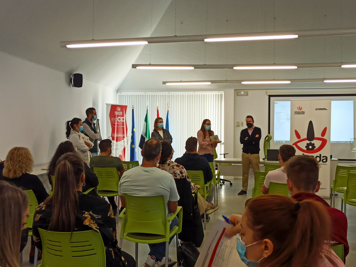 La Diputación de Badajoz organiza en Calamonte una jornada de motivación hacia el autoempleo