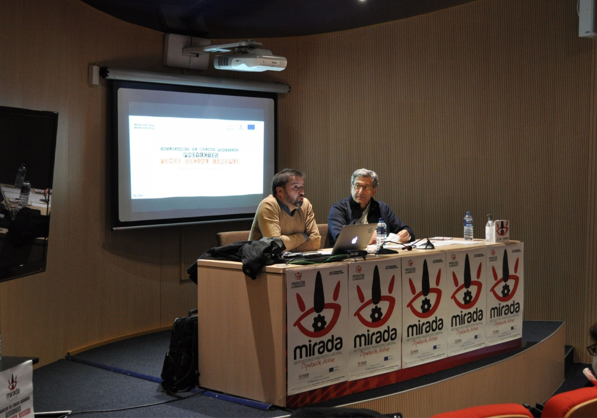 La Diputación de Badajoz celebra una jornada de Intercambio de buenas prácticas orientadas a la gestión de proyectos financiados por el Fondo Social Europeo