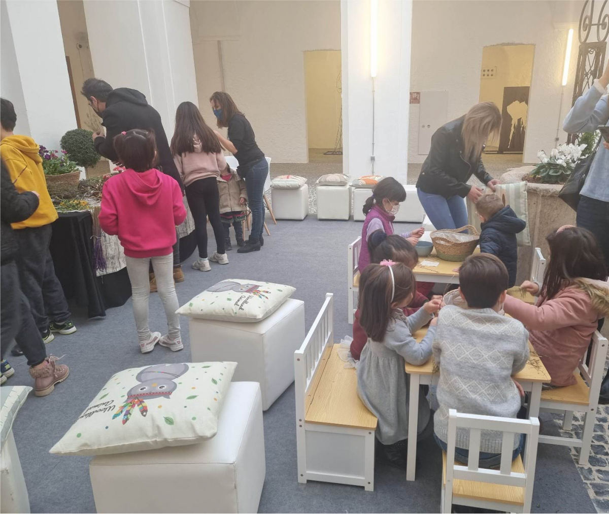 Cerca de 2.260 personas han podido disfrutar de la I Feria de Productos Locales de la Diputación de Badajoz