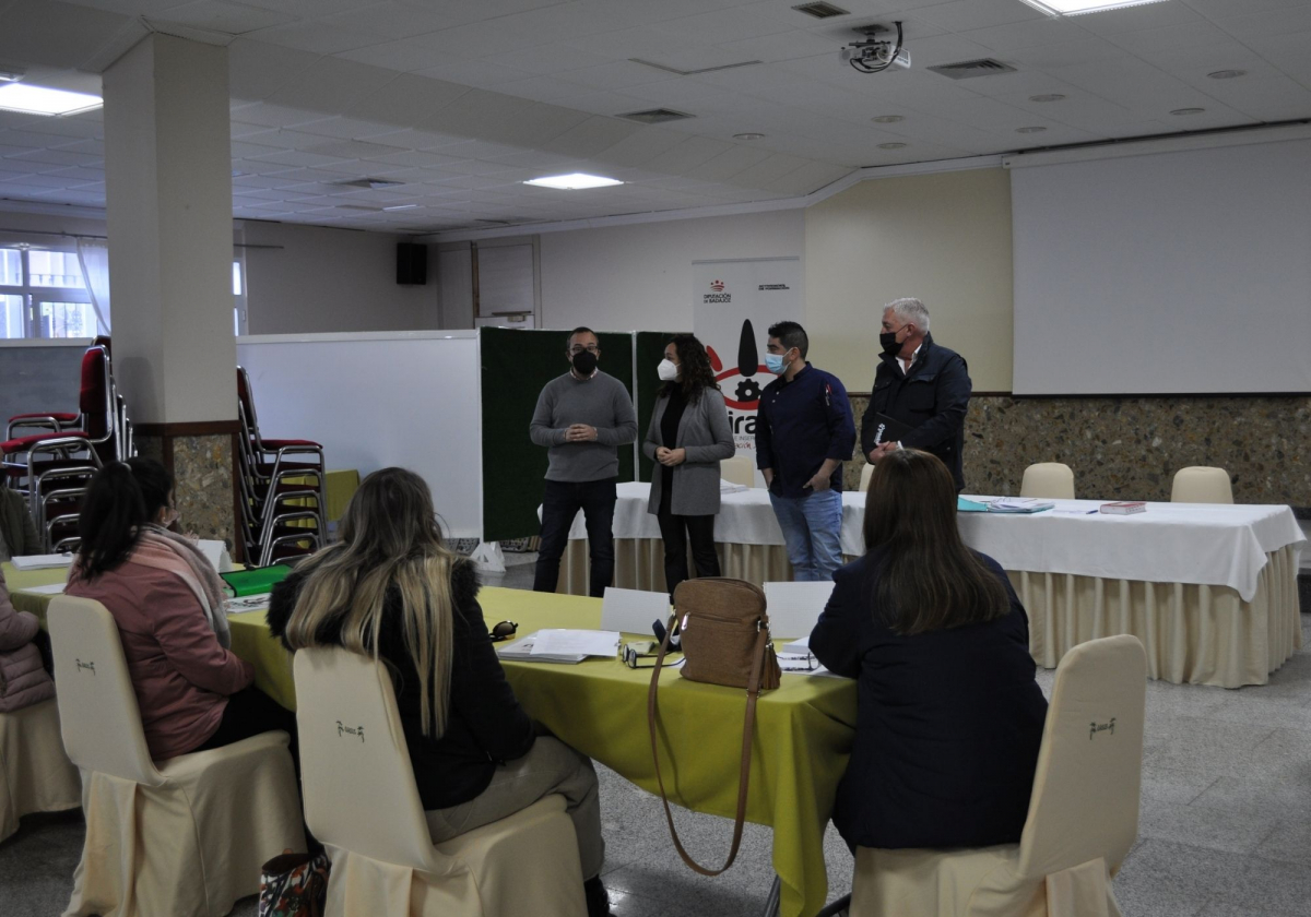 Se inicia en Jerez de los Caballeros la acción formativa de ‘Operaciones básicas de cocina y cocina autóctona creativa’