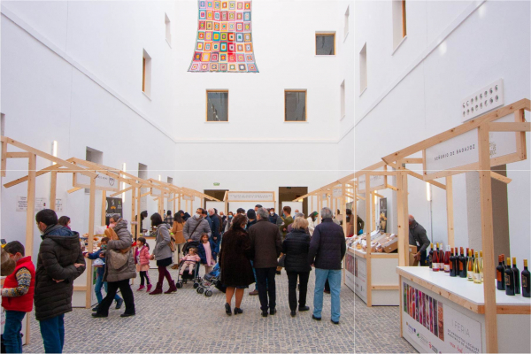 Imagen: Cerca de 2.260 personas han podido disfrutar de la I Feria de Productos Locales de la Diputación de...