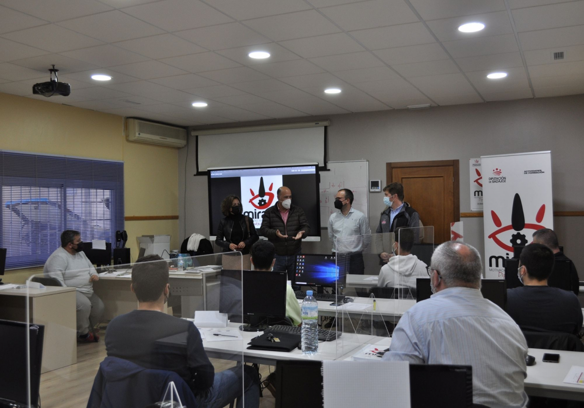 Apertura de la nueva acción formativa en ‘’Conducción de vehículos pesados de transporte de mercancía por carretera’’