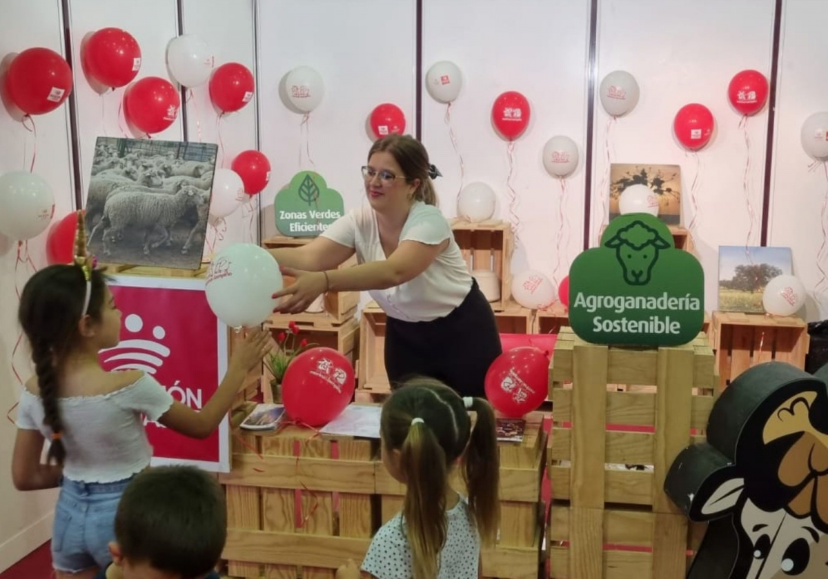 La Diputación de Badajoz presente en la Feria de Muestras de la Campiña Sur de Extremadura 2022