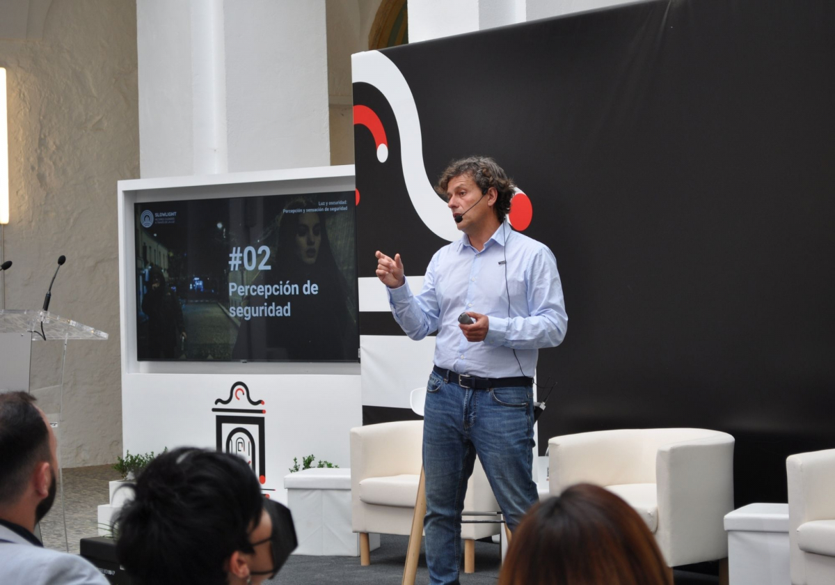 Jornada sobre ‘Contaminación lumínica y desarrollo local’ en el Hospital Centro Vivo