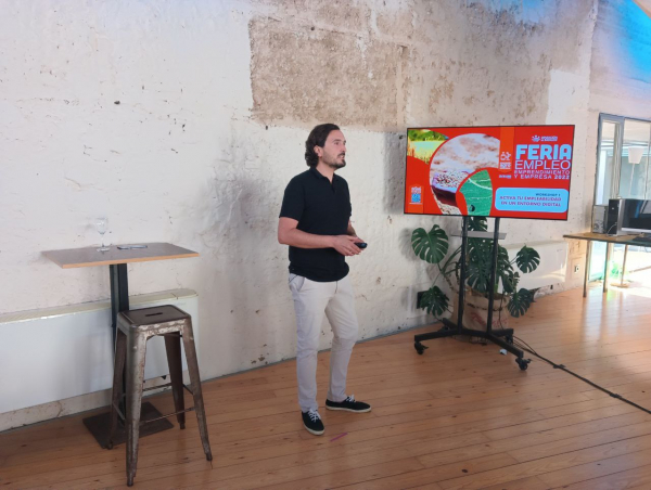 Imagen: La Feria virtual de Empleo, Emprendimiento y Empresa 2022 de la Diputación de Badajoz comienza con u...