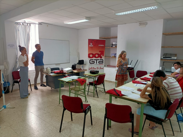 Imagen: Inaugurada en Zahínos la 2ª edición de la acción formativa de ‘‘Socorrismo en Instalaciones Acuática...