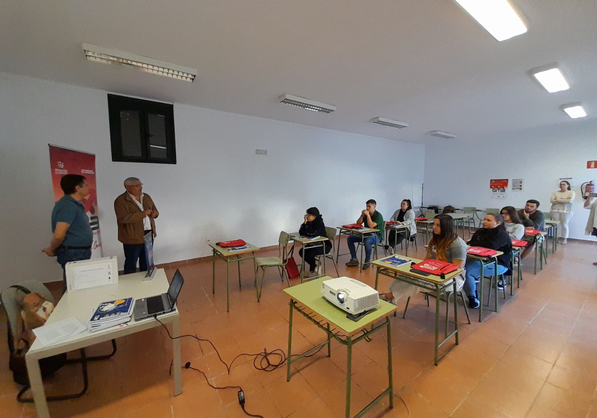Inauguración del curso de “Actividades auxiliares de almacén” en Alconchel