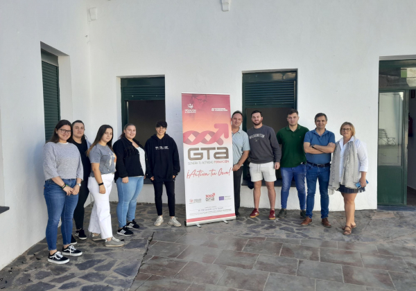 Imagen: Inauguración del curso de “Actividades auxiliares de almacén” en Alconchel