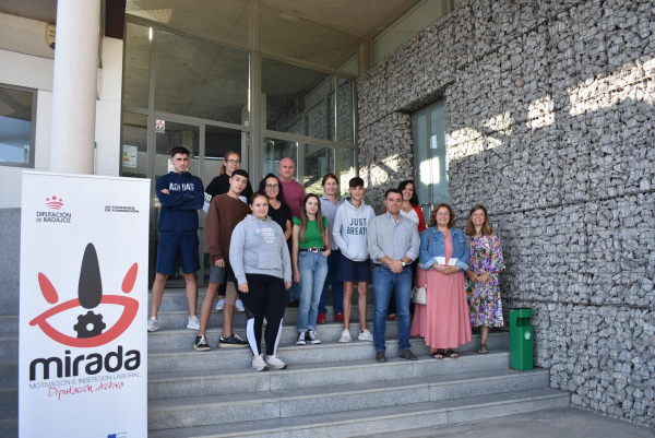 Imagen: Inauguración de la acción formativa en ‘’Tratamientos superficiales de la Piedra Natural y su comerc...