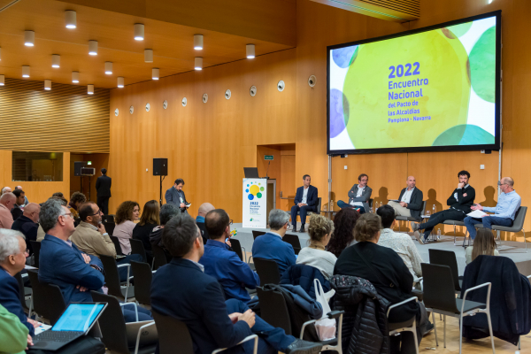 Imagen: La Diputación de Badajoz ha participado en el Encuentro Nacional del Pacto de las alcaldías por el C...