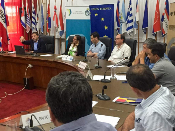 Imagen: La Diputación de Badajoz junto a FELCODE visita Uruguay para prestar asesoramiento en materia de ges...