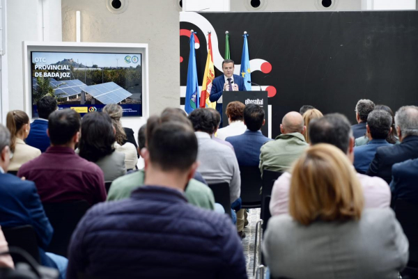 Imagen: Miguel Ángel Gallardo presenta la Oficina de Transformación Comunitaria que fomentará las comunidade...