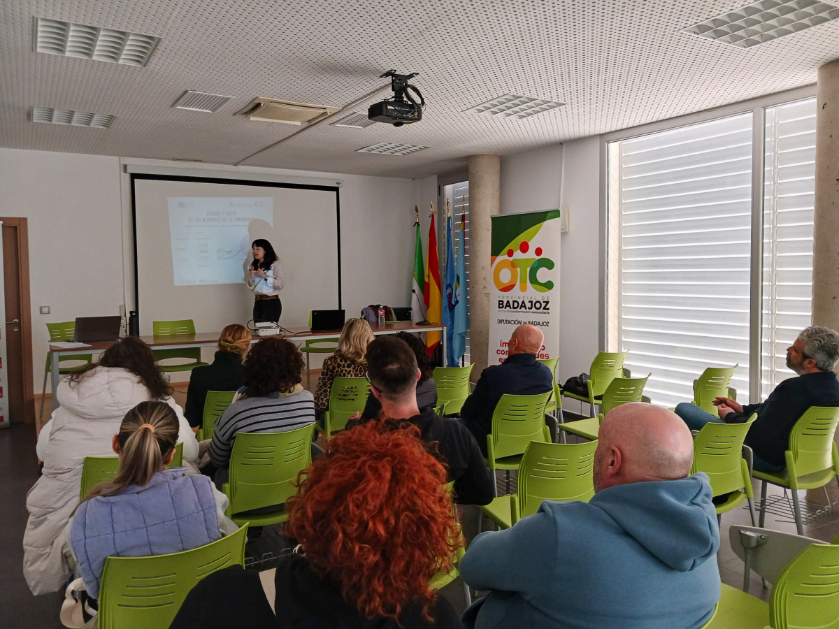 La OTC Provincial de Badajoz afianza su presencia en el territorio con más de medio centenar de solicitudes, 31 jornadas celebradas y nuevos municipios interesados en desarrollar comunidades energéticas