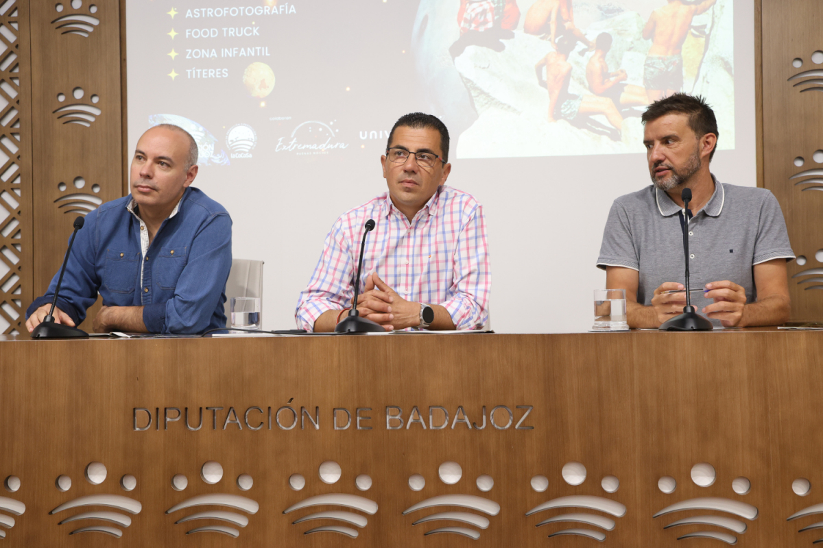 La Diputación de Badajoz celebra su primera Star Party en La Cocosa para acercar el cielo nocturno al público los días 25 y 26 de julio