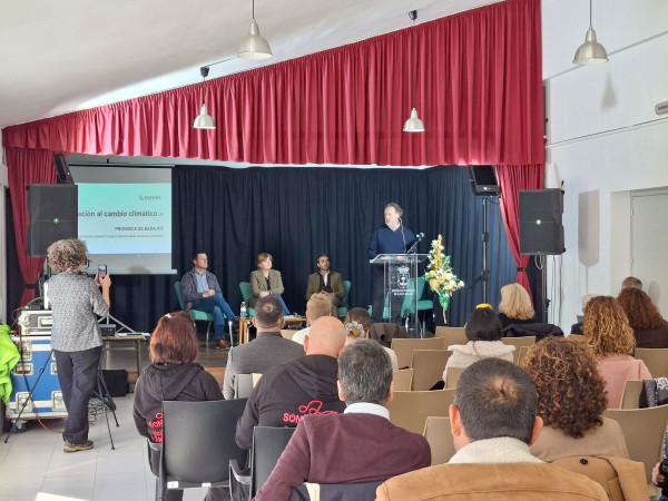 Imagen: La Diputación de Badajoz comparte su experiencia en adaptación al cambio climático en Alagón del Río