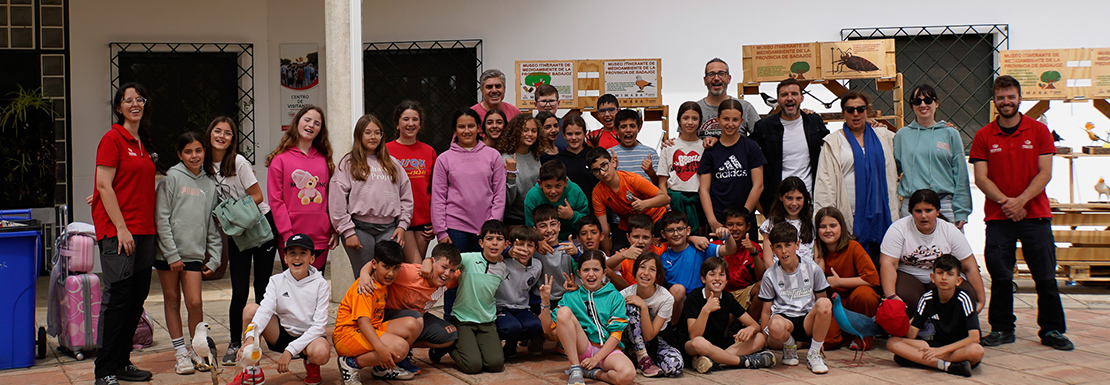 La Diputación de Badajoz pone en marcha el primer campamento de educación ambiental con pernoctación en el CSEA La Cocosa